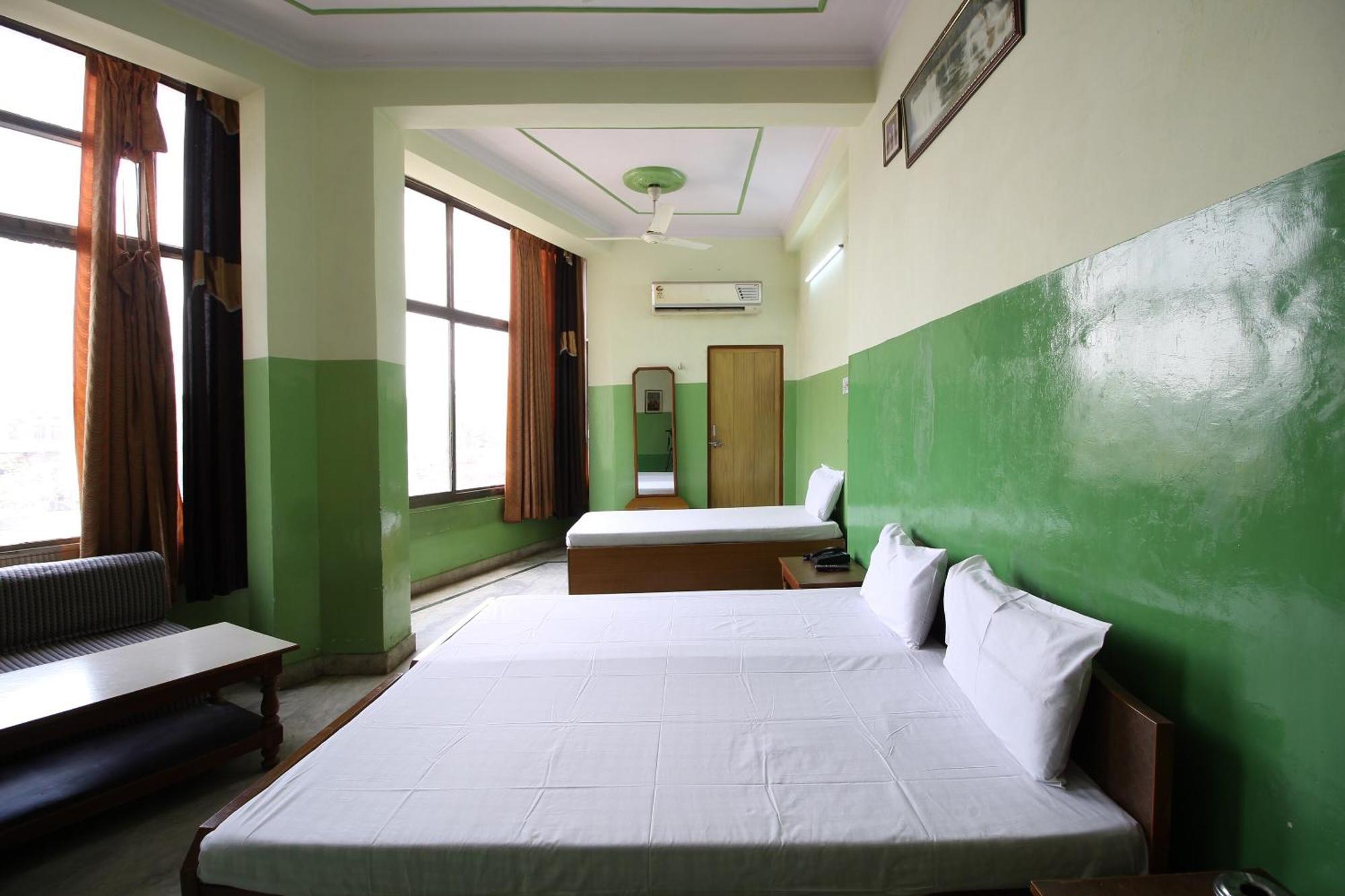 Hotel O Shree Shyam Guest House ジャイプール エクステリア 写真